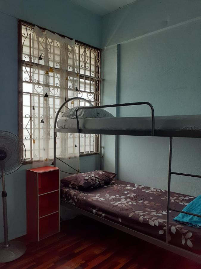 Homestay Idaman Tun Hussein - Harga Untuk 1 Rumah ,1 Bilik ,1 Bilik Air 4 Single Bed - Not Sharing Perai Exterior foto