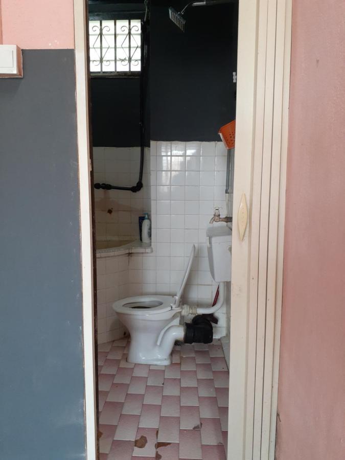 Homestay Idaman Tun Hussein - Harga Untuk 1 Rumah ,1 Bilik ,1 Bilik Air 4 Single Bed - Not Sharing Perai Exterior foto