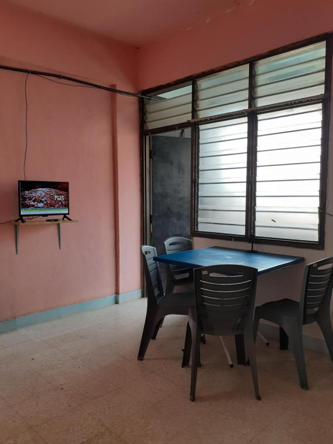 Homestay Idaman Tun Hussein - Harga Untuk 1 Rumah ,1 Bilik ,1 Bilik Air 4 Single Bed - Not Sharing Perai Exterior foto